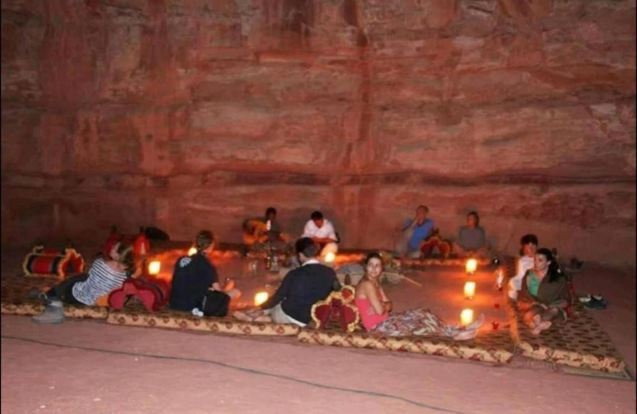 Bedouin Adventure & Tours Hotel Wadi Rum Exterior photo