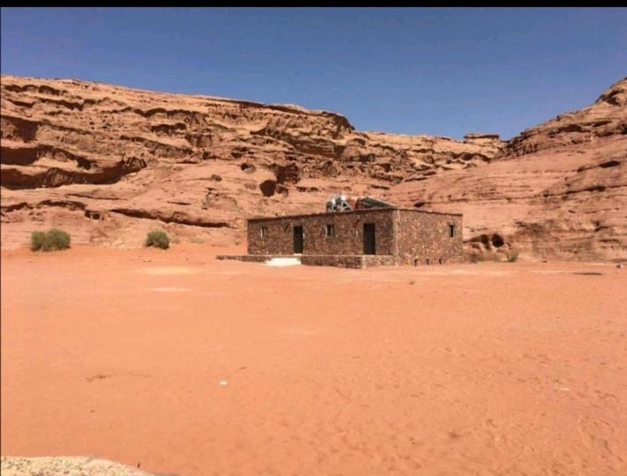 Bedouin Adventure & Tours Hotel Wadi Rum Exterior photo